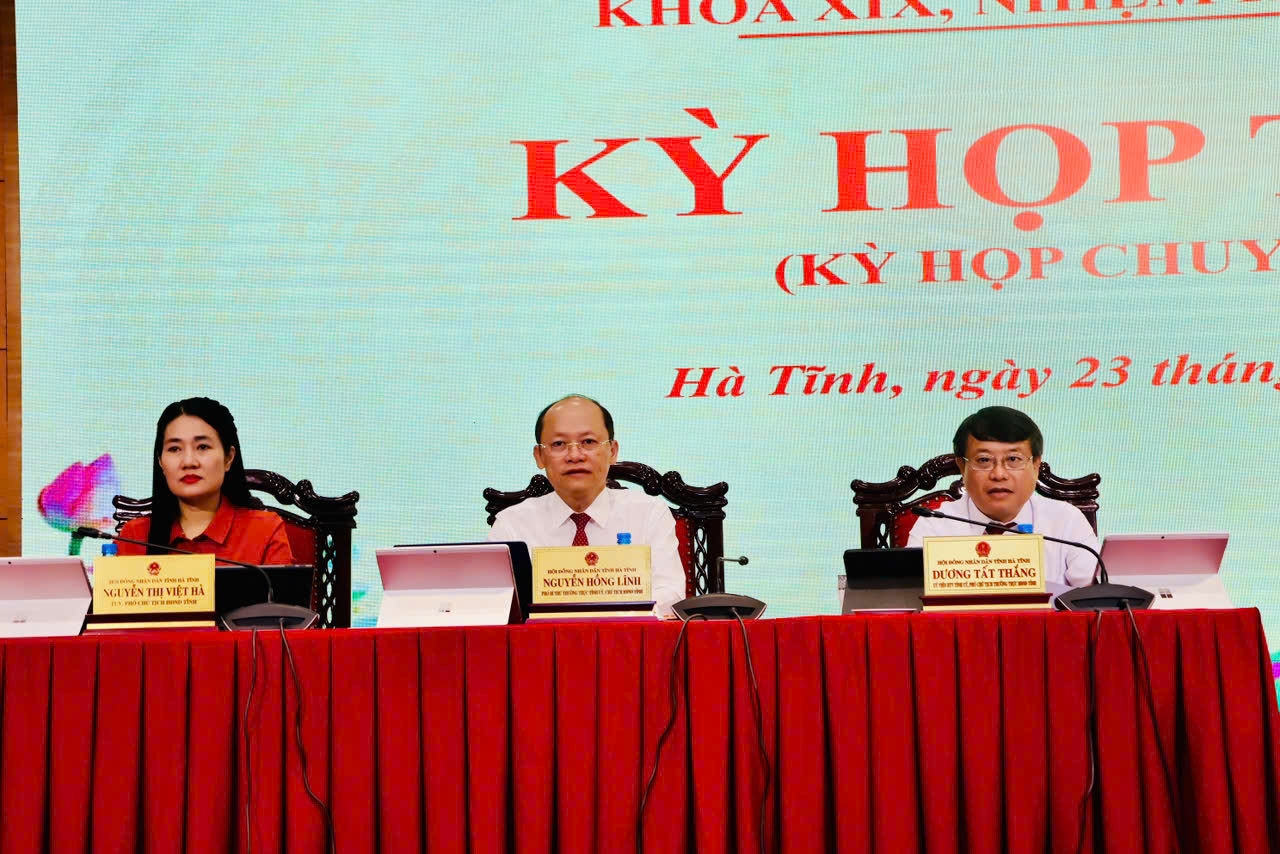 HĐND tỉnh Hà Tĩnh khóa XIX thông qua 13 nghị quyết tại Kỳ họp thứ 8