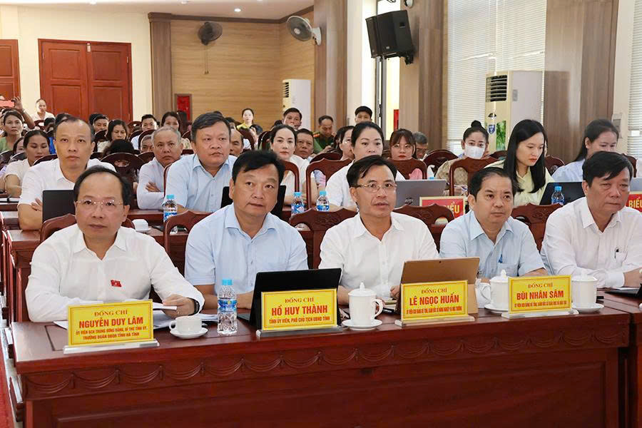 Bí thư Tỉnh ủy Nguyễn Duy Lâm tiếp xúc cử tri trước Kỳ họp thứ 2, Quốc hội khóa XVI