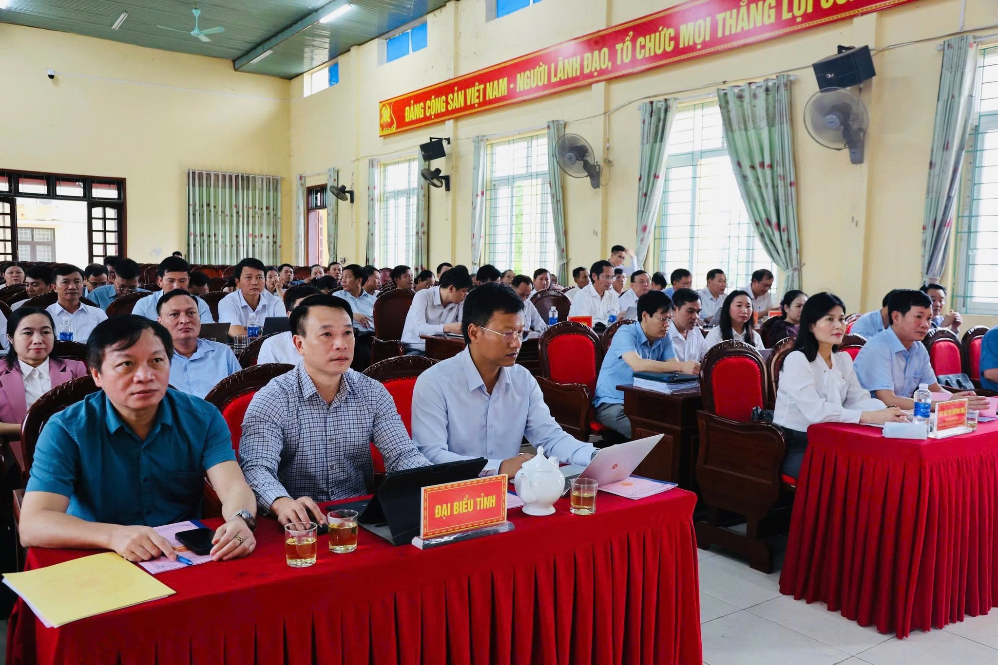Đoàn ĐBQH tỉnh Hà Tĩnh tiếp xúc cử tri trước Kỳ họp thứ 2, Quốc hội khóa XVI