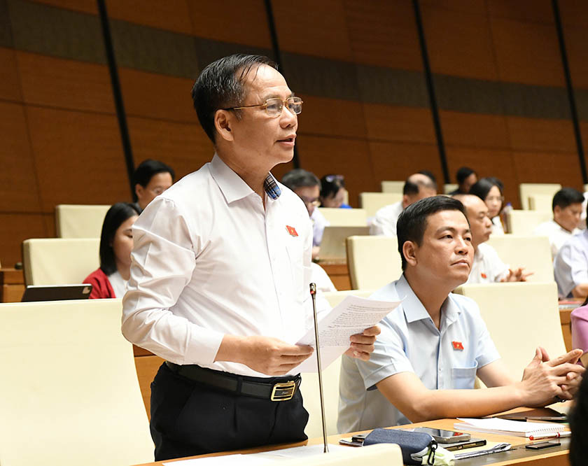 Hoàn thiện chính sách tín ngưỡng, tôn giáo, bảo đảm minh bạch và thống nhất quản lý