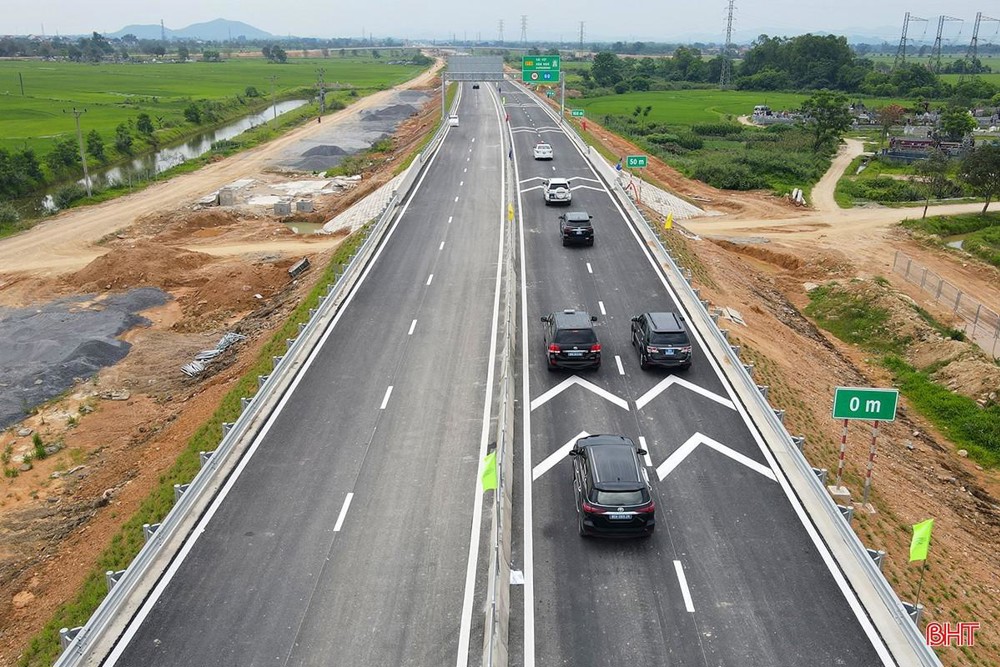 Một số kết quả nổi bật trong thực hiện nhiệm vụ phát triển kinh tế - xã hội 6 tháng đầu năm 2025