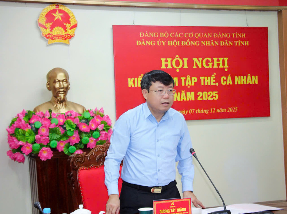 Đảng ủy Hội đồng nhân dân tỉnh kiểm điểm tập thể và các cá nhân năm 2025