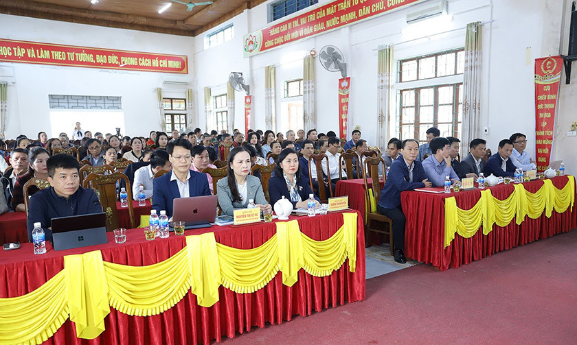 Tổ đại biểu HĐND tỉnh tiếp xúc cử tri tại xã Đức Thịnh, Đức Quang