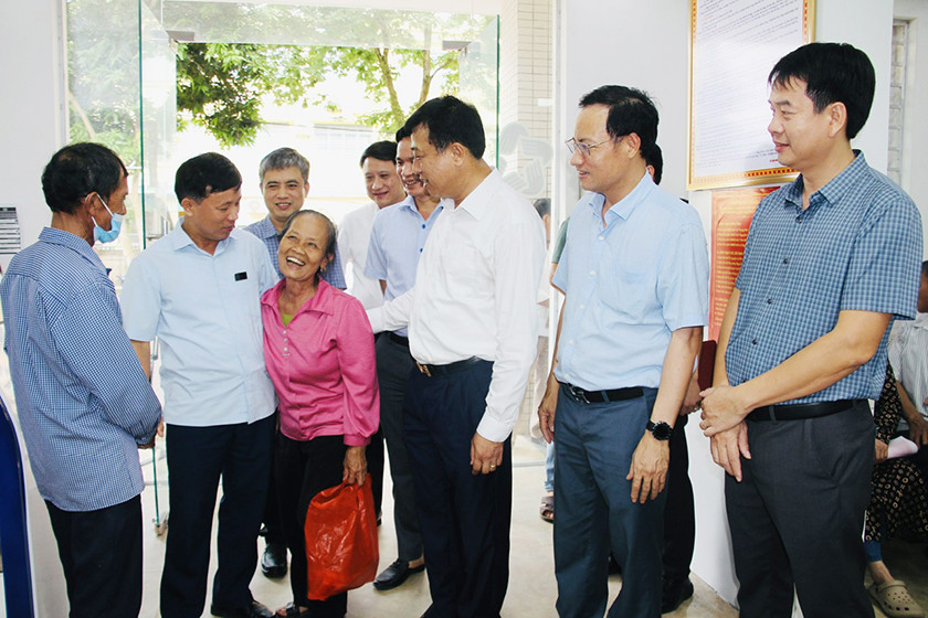 Kịp thời báo cáo những bất cập, vướng mắc để điều chỉnh phù hợp thực tiễn, đảm bảo các xã mới vận hành thông suốt