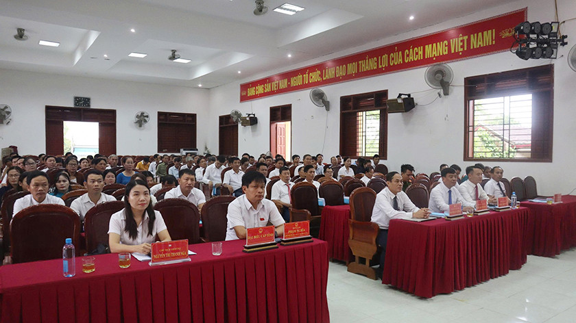 Khai mạc kỳ họp thứ 2, HĐND xã Gia Hanh nhiệm kỳ 2021 – 2025