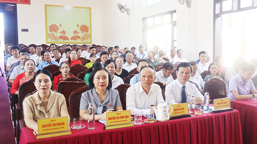 Khai mạc trọng thể kỳ họp thứ 3, HĐND phường Hà Huy Tập