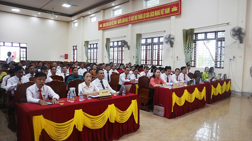 HĐND xã Việt Xuyên kỳ họp thứ 2 thông qua 7 nghị quyết quan trọng nhằm cụ thể hóa nghị quyết đại hội Đảng bộ xãEmailPrintA