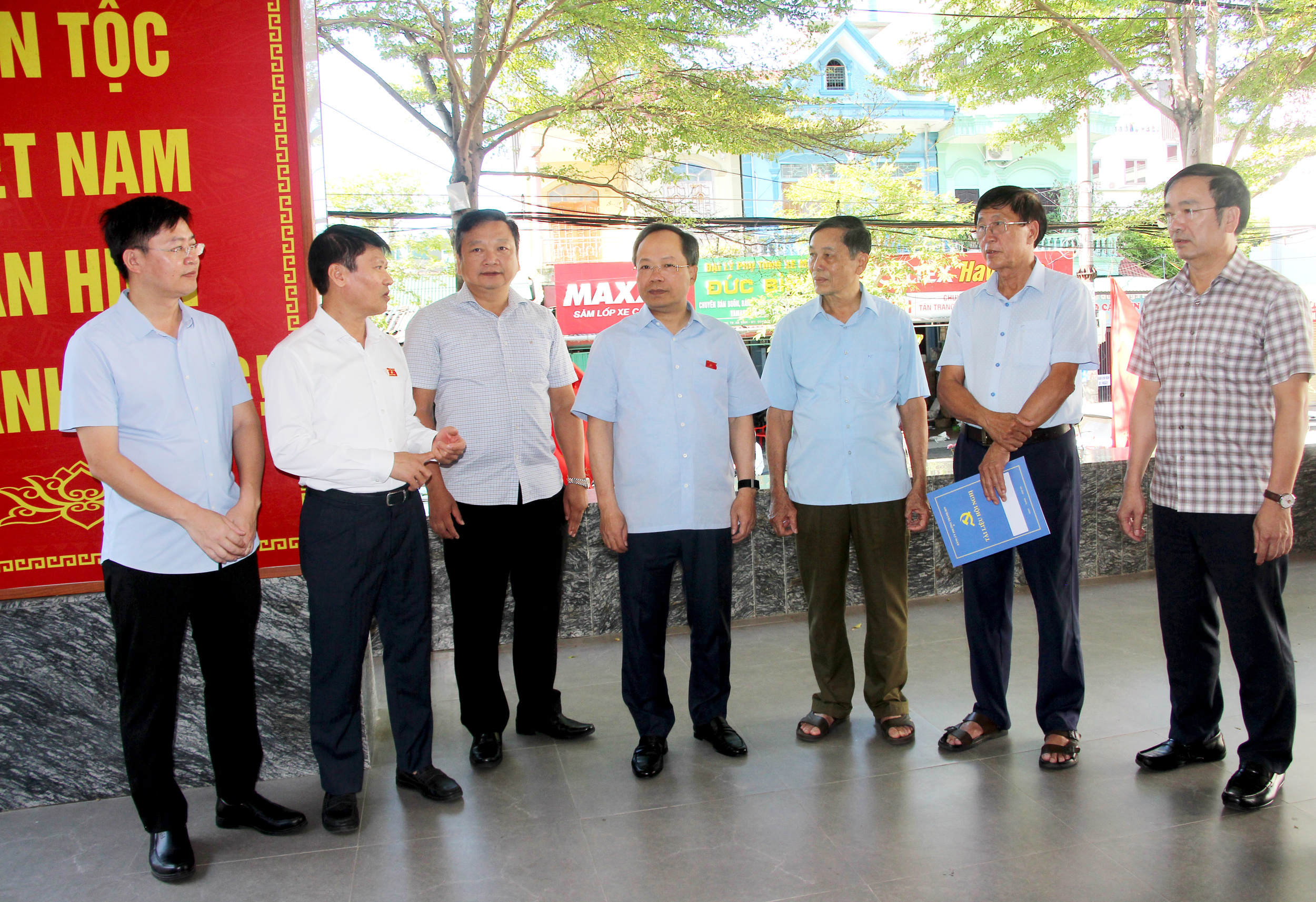 Bí thư Tỉnh ủy tiếp xúc cử tri phường Thành Sen, Trần Phú, Hà Huy Tập