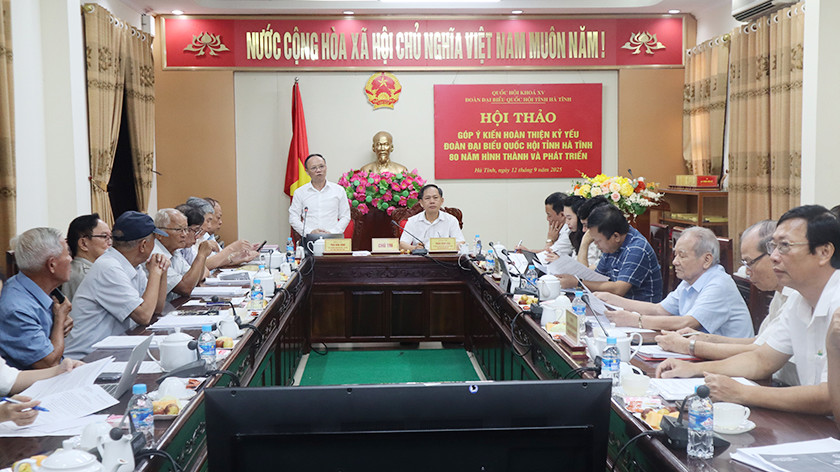 Nhiều ý kiến tâm huyết tham gia Hội thảo kỷ yếu 80 năm Đoàn ĐBQH tỉnh Hà Tĩnh