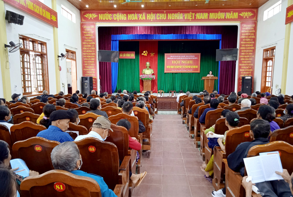 Nghiên cứu tham mưu chính sách ưu đãi nhằm khuyến khích các tổ chức, cá nhân tham gia chuyển đổi số trong công tác phổ biến giáo dục pháp luật