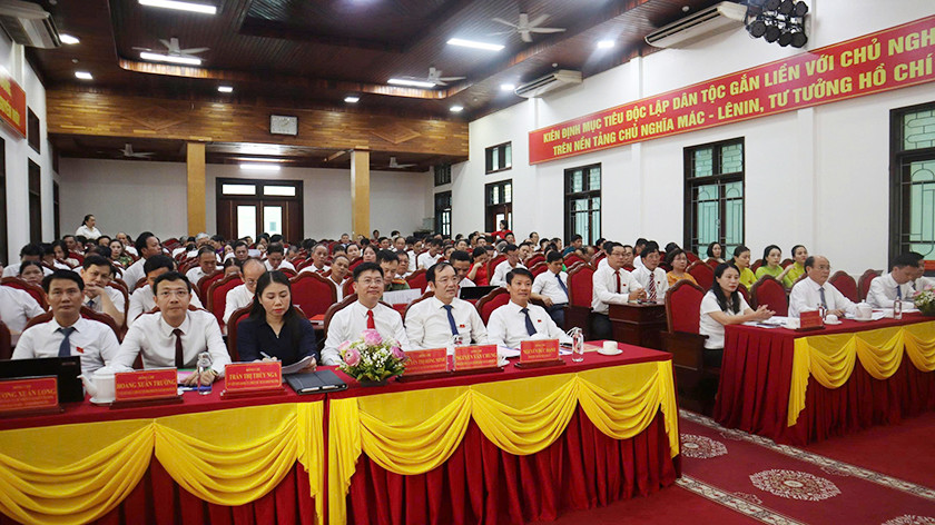 Kỳ họp thứ 2, HĐND phường Thành Sen ban hành 6 Nghị quyết quan trọng