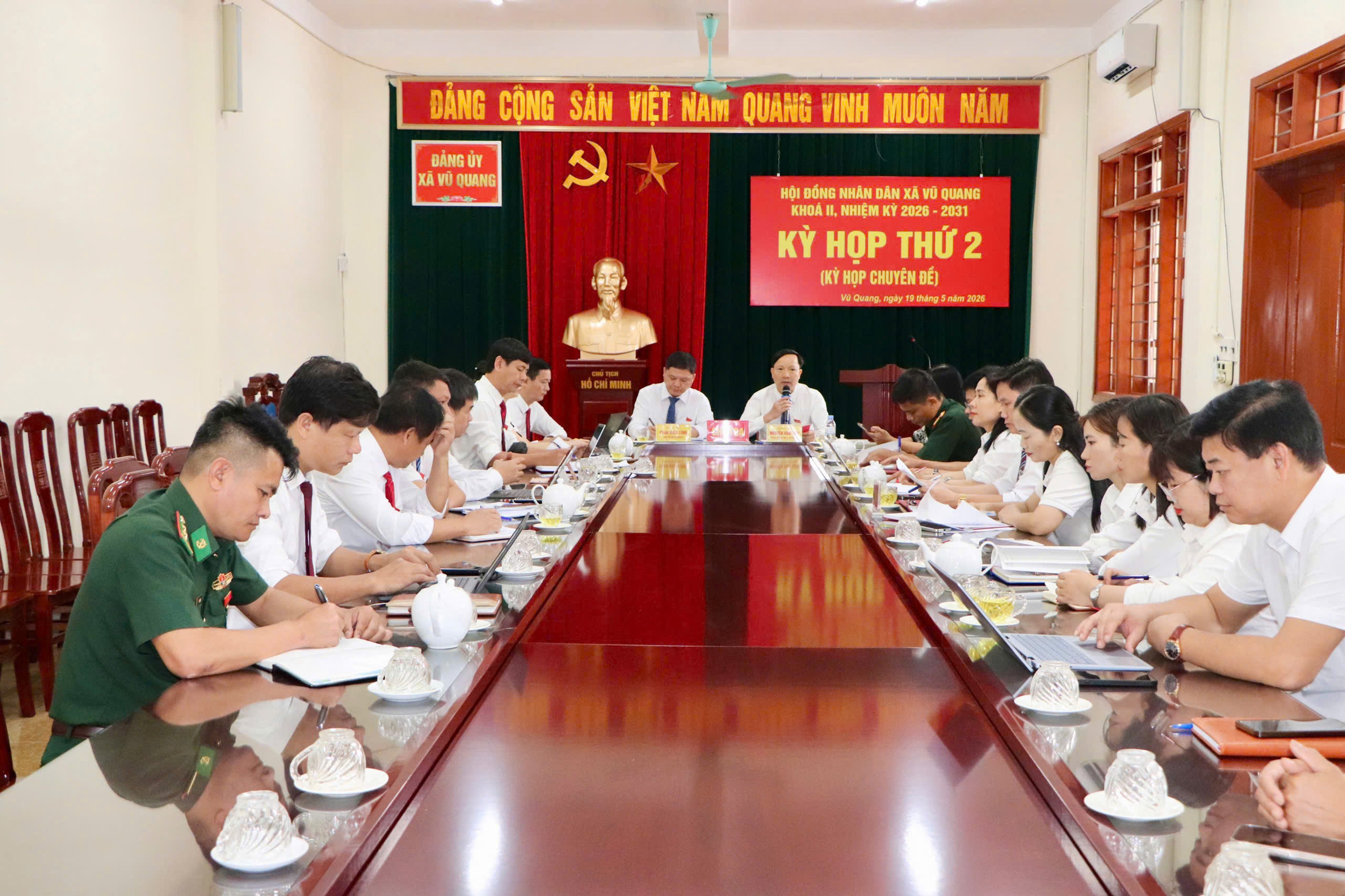  HĐND xã Vũ Quang khóa II, nhiệm kỳ 2026 -2031 tổ chức kỳ họp thứ 2 ( kỳ họp chuyên đề) thông qua 03 nghị quyết quan trọng