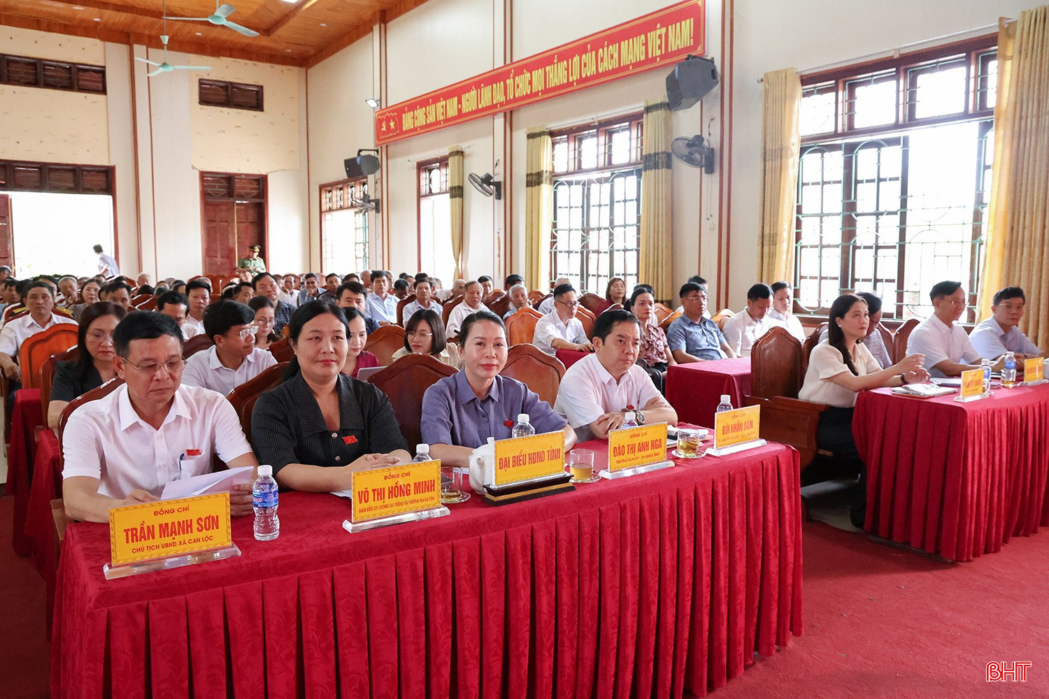 Cử tri các xã Xuân Lộc, Gia Hanh, Đồng Lộc kiến nghị nhiều vấn đề dân sinh, hạ tầng thiết yếu